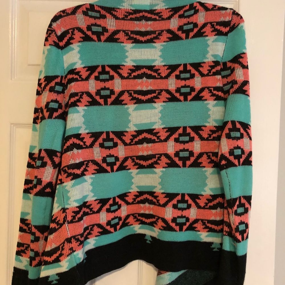 Aztec sweater - Picture 2 of 3